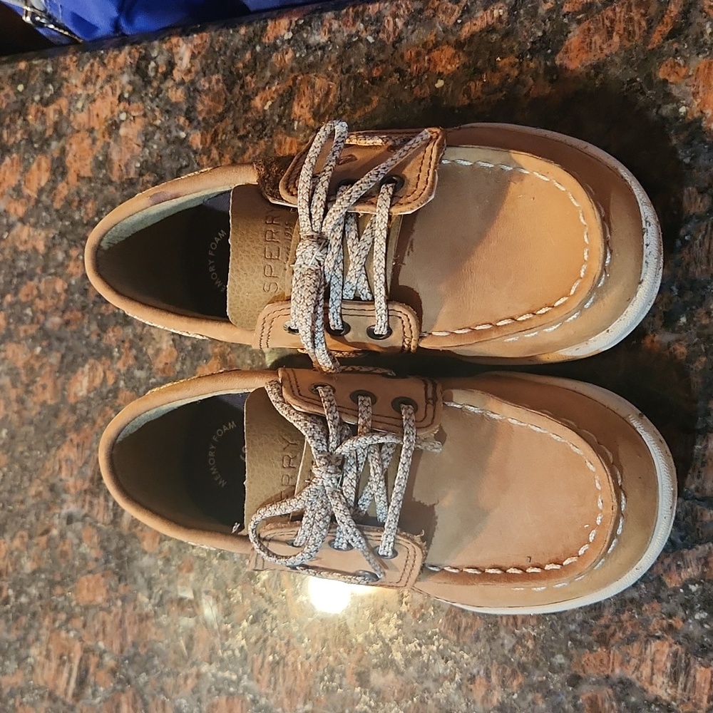 Boat shoes